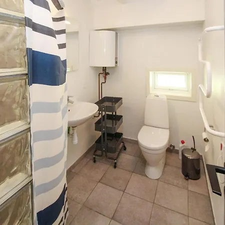 Gorgeous In With Kitchen بيت للعطل *